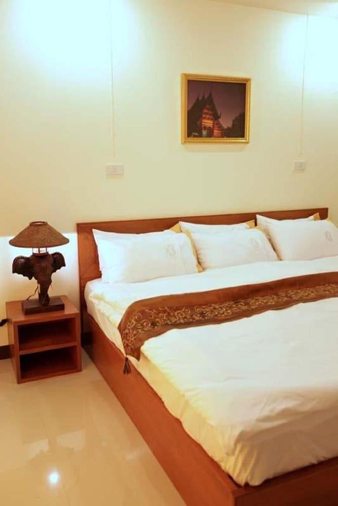 Rafael Hotel&Mansion Bangkok - SHA Extra Plus Certified Bagian luar foto