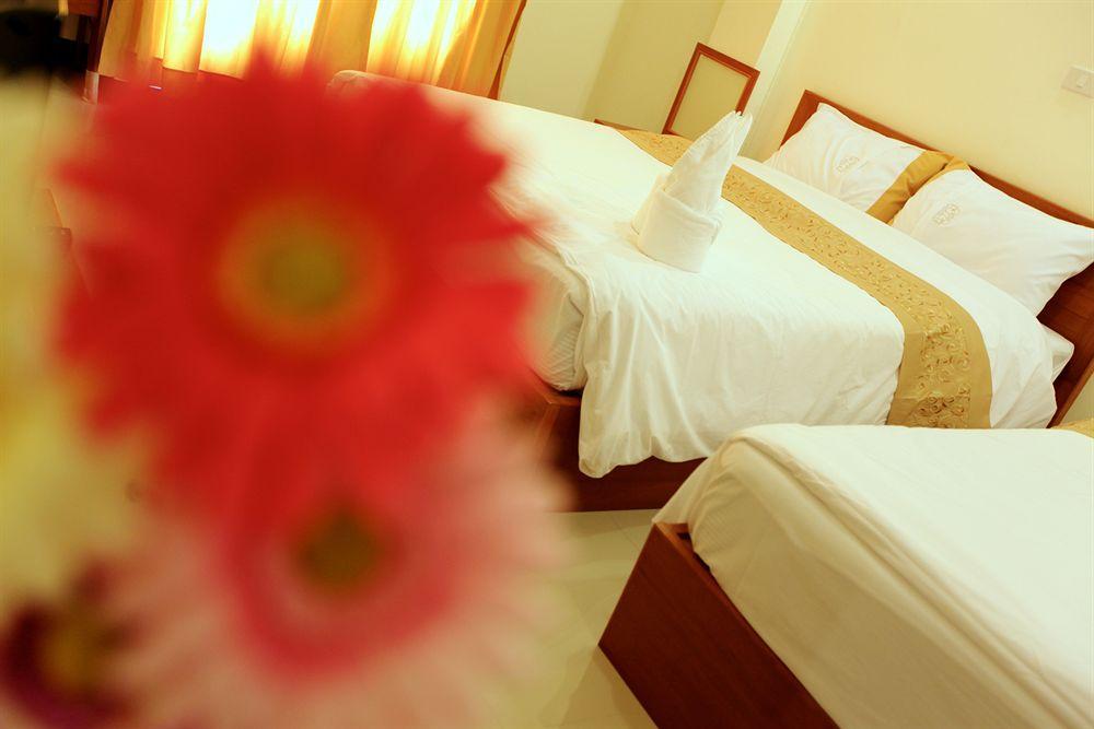 Rafael Hotel&Mansion Bangkok - SHA Extra Plus Certified Bagian luar foto