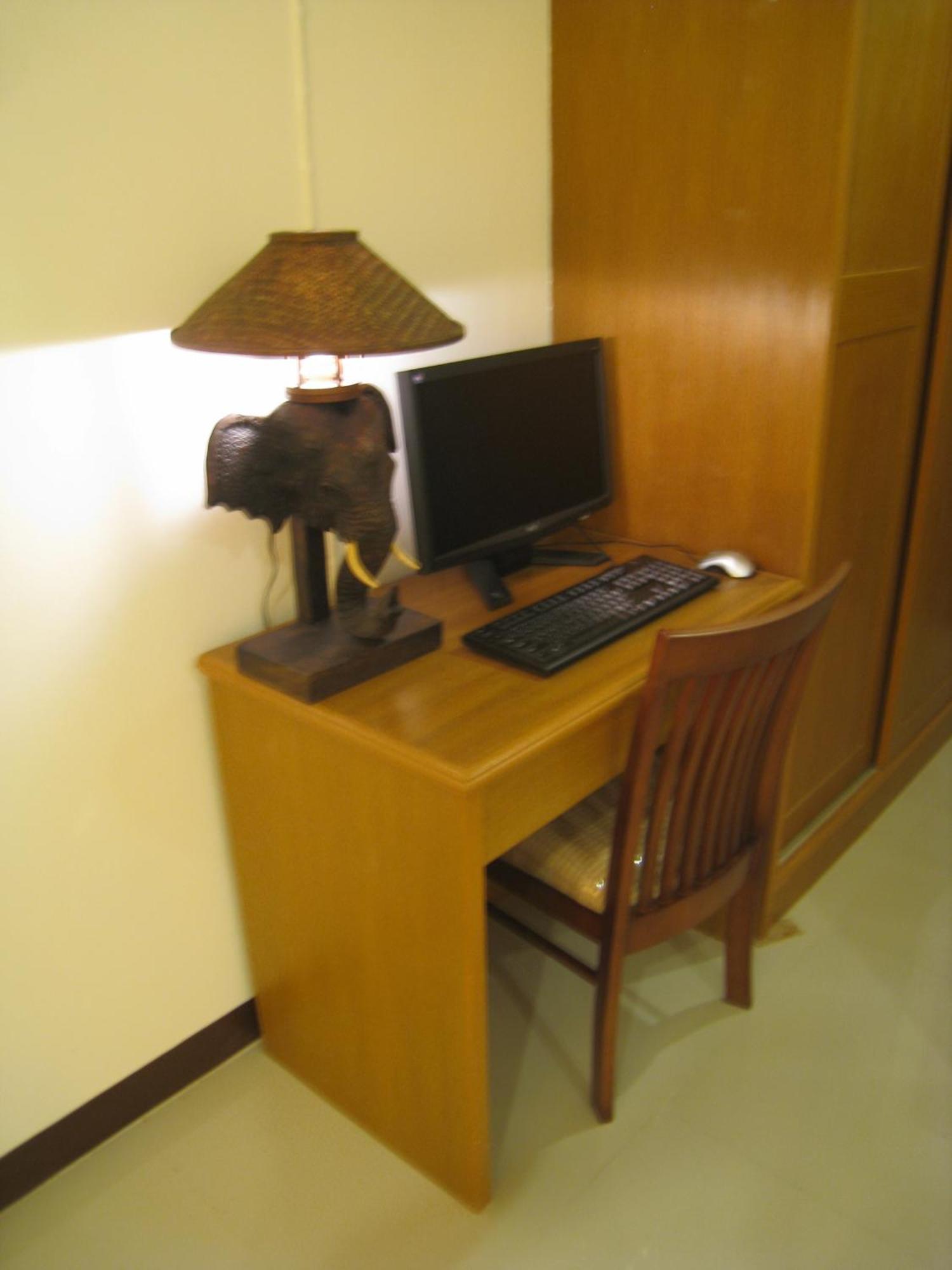 Rafael Hotel&Mansion Bangkok - SHA Extra Plus Certified Bagian luar foto